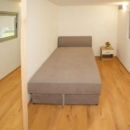 Izi Apartment *